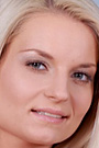 Jessie Jazz Uses a Dildo